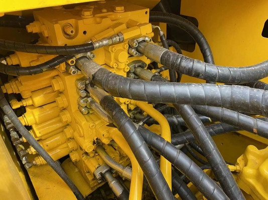 Used Komatsu PC210LC-8 Excavator with 1.1 Bucket Capacity and Strong Power from Japan