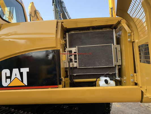 1 Used Cat 320CL Excavator with Excellent Working Performance and 700 Working Hours