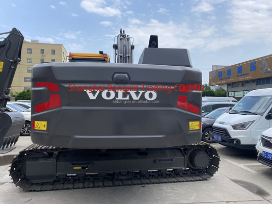 Used Volvo EC200 Crawler Excavator with 20TON Operating Weight and EPA/CE Certification