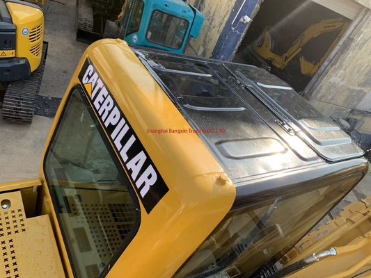 8. Used Excavator Cat 320CL with Excellent Working Performance and 1 Bucket Capacity