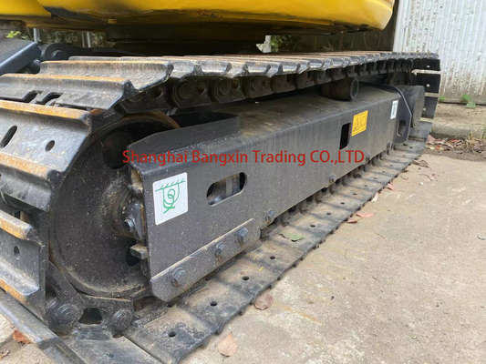 Used Komatsu PC30MR-3 Mini Excavator with 0.6 Bucket Capacity in Excellent Condition
